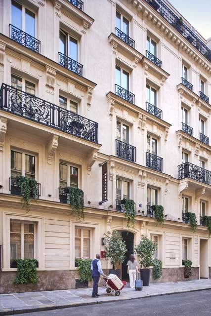 Mayflower Hotel · Boutique Hotel Paris 8 · Saint-Lazare