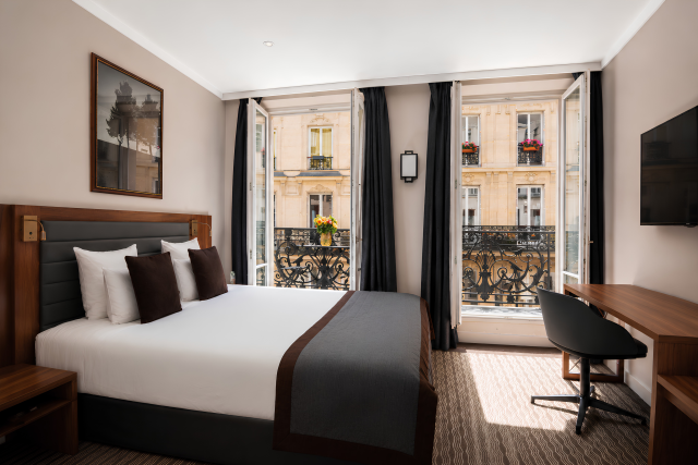 Mayflower Hotel · Boutique Hotel Paris 8 · Saint-Lazare