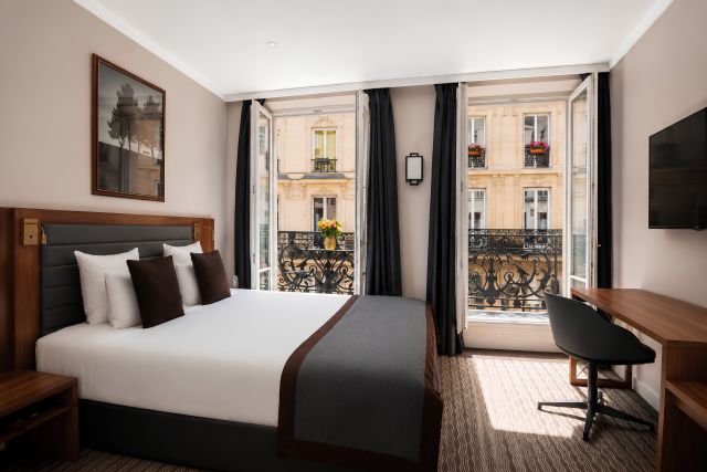 Mayflower Hotel · Boutique Hotel Paris 8 · Saint-Lazare