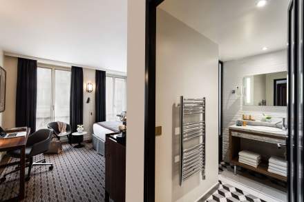 Hôtel Mayflower · Boutique Hôtel Paris 8 · Saint-Lazare