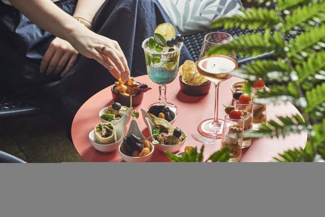 Hôtel Mayflower · Boutique Hôtel Paris 8 · Saint-Lazare